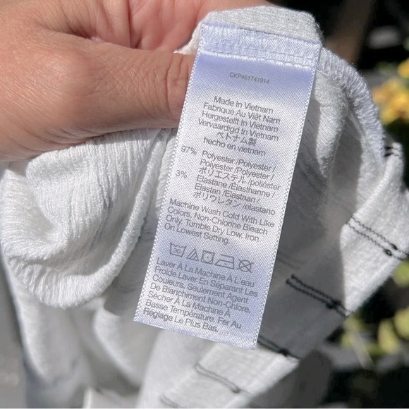 Madewell Boho Flowy Tie-Neck Tunic Top - Picture 6 of 6